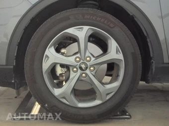 2025 Ford Escape ST-Line - miniatura 9