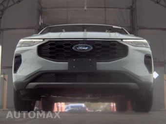 2025 Ford Escape ST-Line – miniatura 3