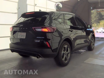 2025 Ford Escape ST-Line - miniatura 5