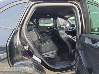 2025 Ford Escape ST-Line - miniatura 17