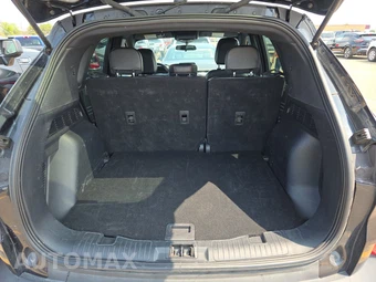 2025 Ford Escape ST-Line - miniatura 16