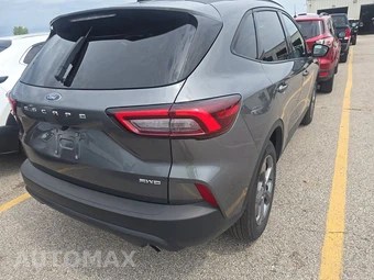 2025 Ford Escape ST-Line - miniatura 4