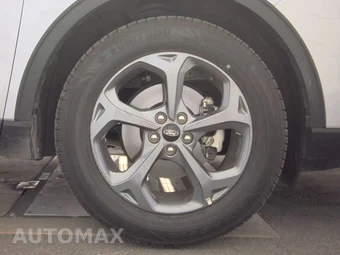 2025 Ford Escape ST-Line - miniatura 10