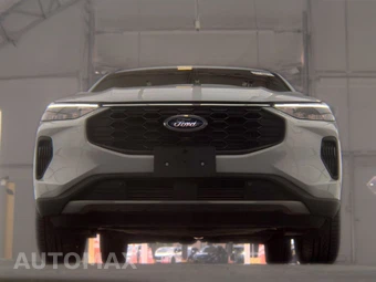 2025 Ford Escape ST-Line - miniatura 3