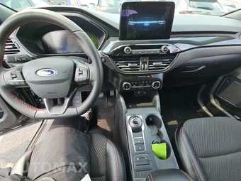 2025 Ford Escape ST-Line - miniatura 17
