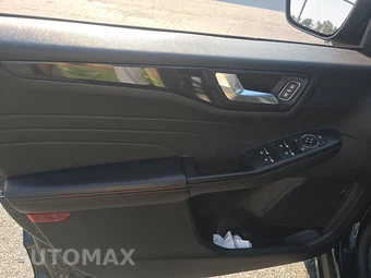 2025 Ford Escape ST-Line - miniatura 15