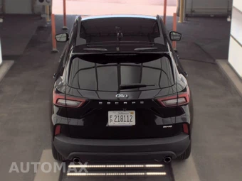 2025 Ford Escape ST-Line - miniatura 6