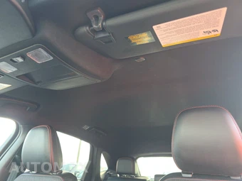 2025 Ford Escape ST-Line - miniatura 18