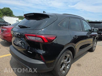 2025 Ford Escape ST-Line - miniatura 4