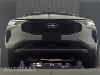 2025 Ford Escape ST-Line - miniatura 3