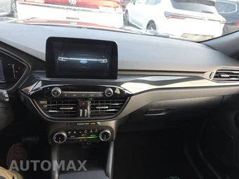 2025 Ford Escape ST-Line - miniatura 17