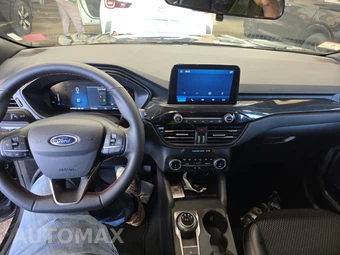 2025 Ford Escape ST-Line - miniatura 11