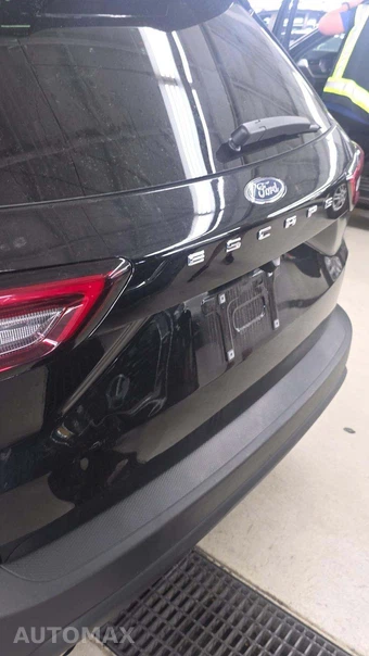 2025 Ford Escape ST-Line - miniatura 34