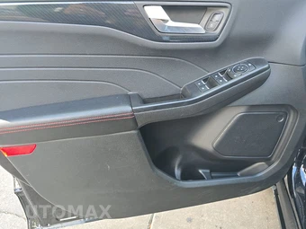 2025 Ford Escape ST-Line – miniatura 9