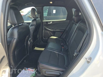 2025 Ford Escape ST-Line - miniatura 19
