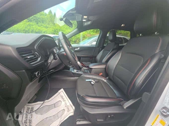 2025 Ford Escape ST-Line - miniatura 6