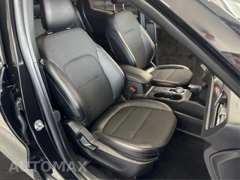 2025 Ford Escape ST-Line - miniatura 12