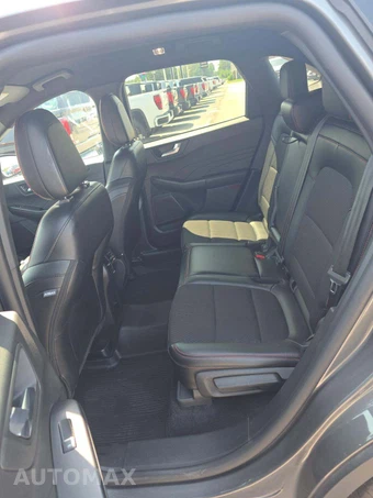 2025 Ford Escape ST-Line - miniatura 13