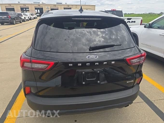 2025 Ford Escape ST-Line - miniatura 5