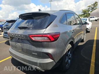 2025 Ford Escape ST-Line - miniatura 4