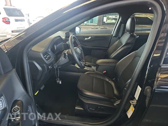 2025 Ford Escape ST-Line - miniatura 7