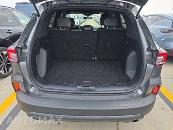 2025 Ford Escape ST-Line – miniatura 23