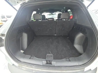 2025 Ford Escape ST-Line - miniatura 17