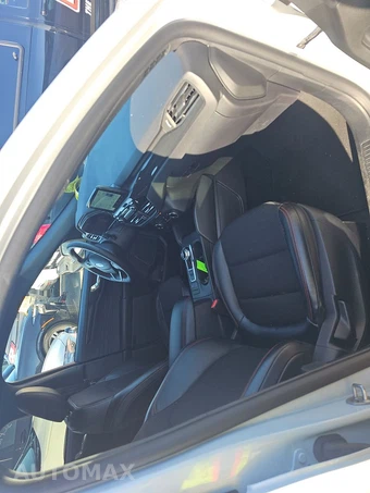 2025 Ford Escape ST-Line - miniatura 13