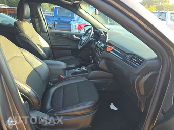2025 Ford Escape ST-Line - miniatura 8