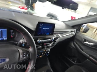 2025 Ford Escape ST-Line - miniatura 11
