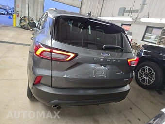 2025 Ford Escape ST-Line - miniatura 17