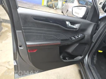 2025 Ford Escape ST-Line - miniatura 9