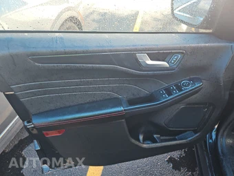 2025 Ford Escape ST-Line - miniatura 9