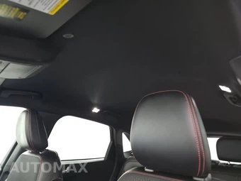 2025 Ford Escape ST-Line – miniatura 17