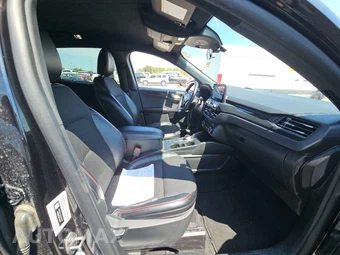 2025 Ford Escape ST-Line - miniatura 8