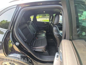 2025 Ford Escape ST-Line - miniatura 13