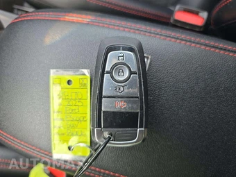 2025 Ford Escape ST-Line - miniatura 5