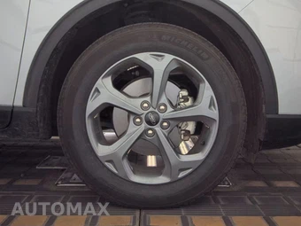 2025 Ford Escape ST-Line – miniatura 10