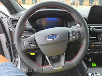 2025 Ford Escape ST-Line – miniatura 16