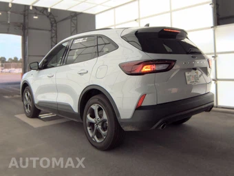 2025 Ford Escape ST-Line – miniatura 8