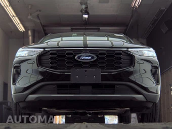 2025 Ford Escape ST-Line - miniatura 3