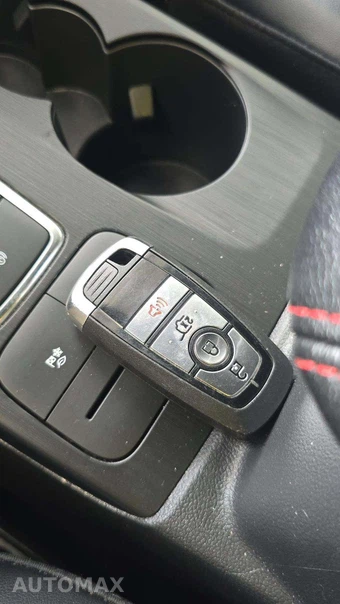 2025 Ford Escape ST-Line - miniatura 18
