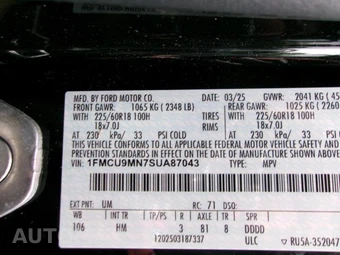 2025 Ford Escape ST-Line - miniatura 4