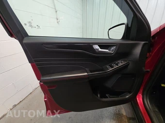 2025 Ford Escape ST-Line - miniatura 9