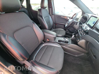 2025 Ford Escape ST-Line - miniatura 8