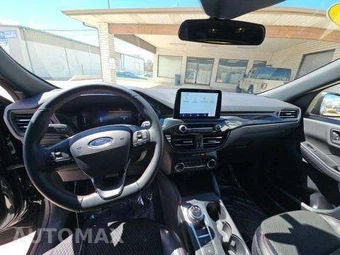 2025 Ford Escape ST-Line - miniatura 10