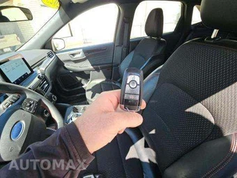 2025 Ford Escape ST-Line - miniatura 8