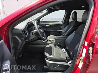 2025 Ford Escape ST-Line - miniatura 2