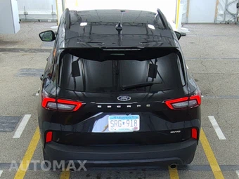 2025 Ford Escape ST-Line - miniatura 5