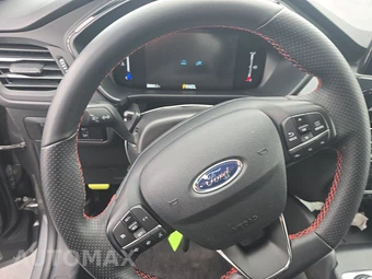 2025 Ford Escape ST-Line - miniatura 10